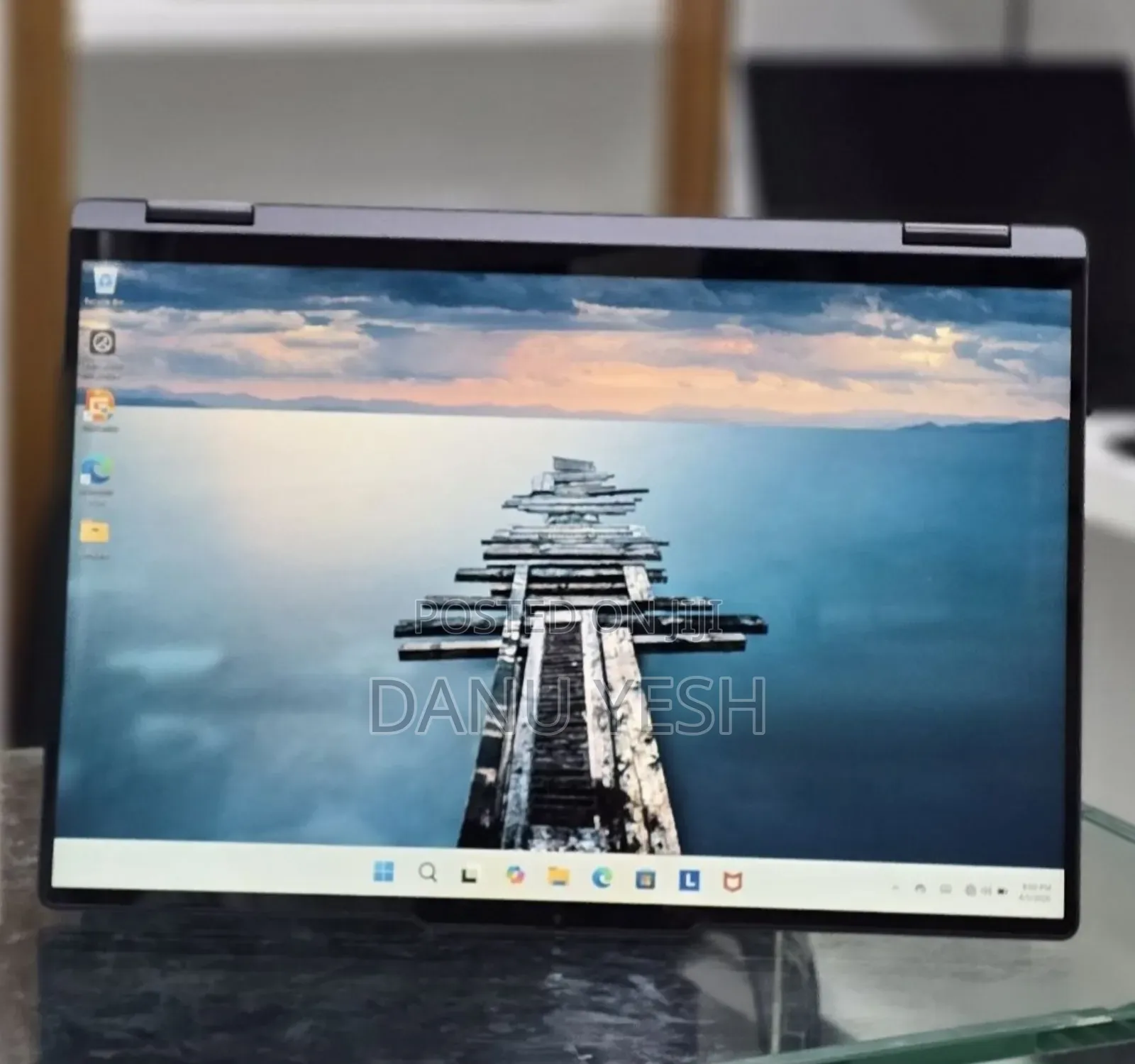 New Laptop Lenovo Yoga 7i 16GB Intel Core Ultra 7 SSD 512GB