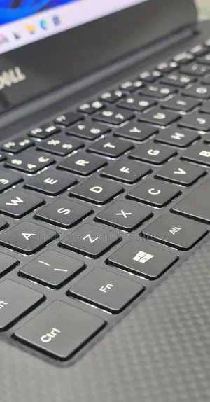 New Laptop Dell Precision 5530 16GB Intel Core i7 SSD 512GB