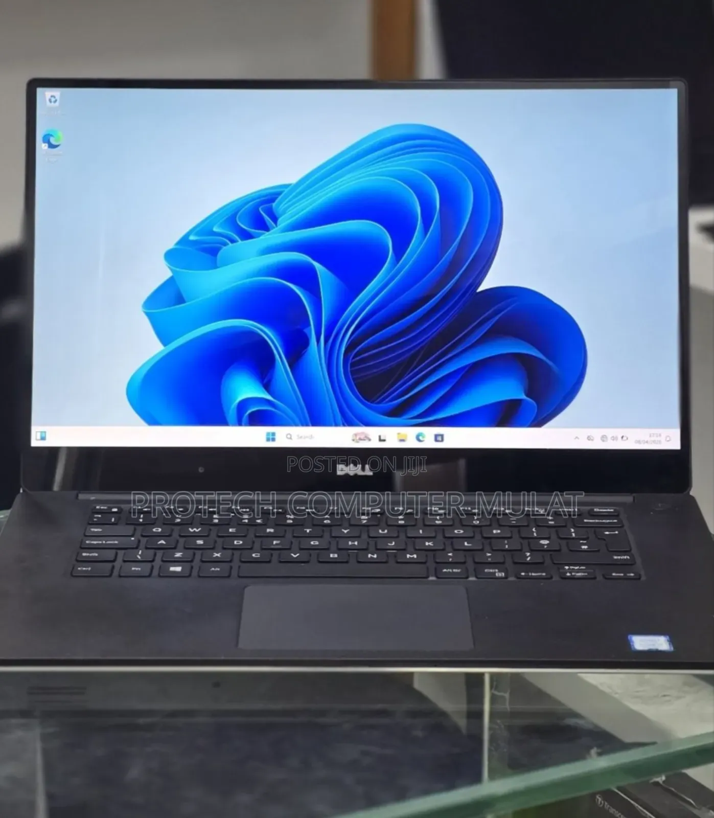 New Laptop Dell Precision 5530 16GB Intel Core i7 SSD 512GB