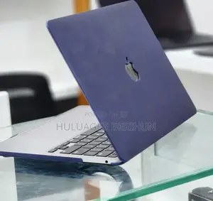 New Laptop Apple MacBook Pro M1 8GB Apple M1 Pro SSD 512GB