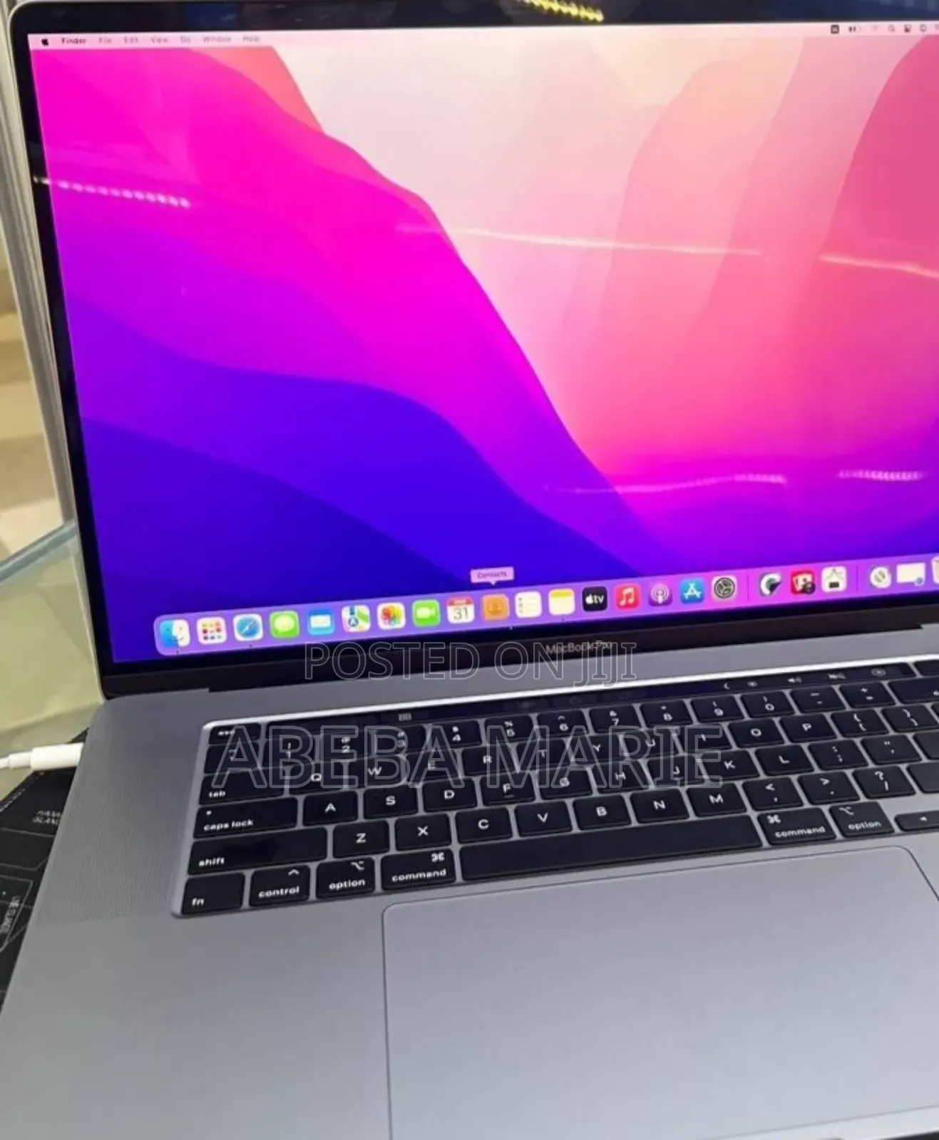 New Laptop Apple MacBook Pro 2019 32GB Intel Core i9 SSD 512GB