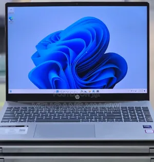New Laptop HP Pavilion 15z 8GB Intel Core Ultra 5 SSD 512GB
