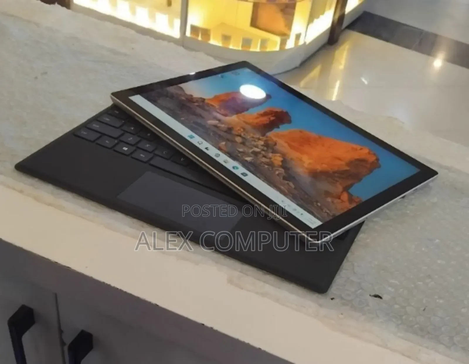 New Laptop Microsoft Surface Pro 7 16GB Intel Core i7 SSD 256GB