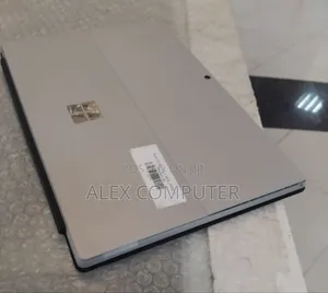 New Laptop Microsoft Surface Pro 7 16GB Intel Core i7 SSD 256GB