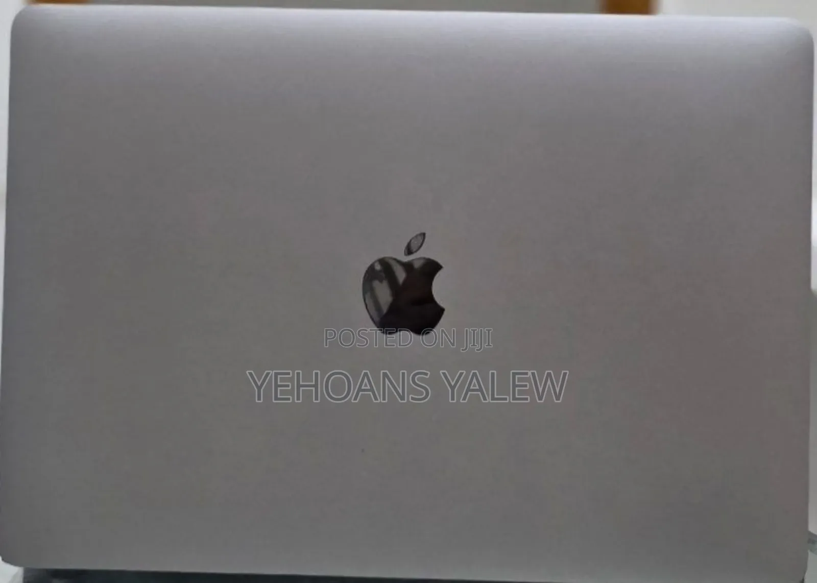 New Laptop Apple MacBook Air 2020 M1 8GB Apple M1 SSD 256GB