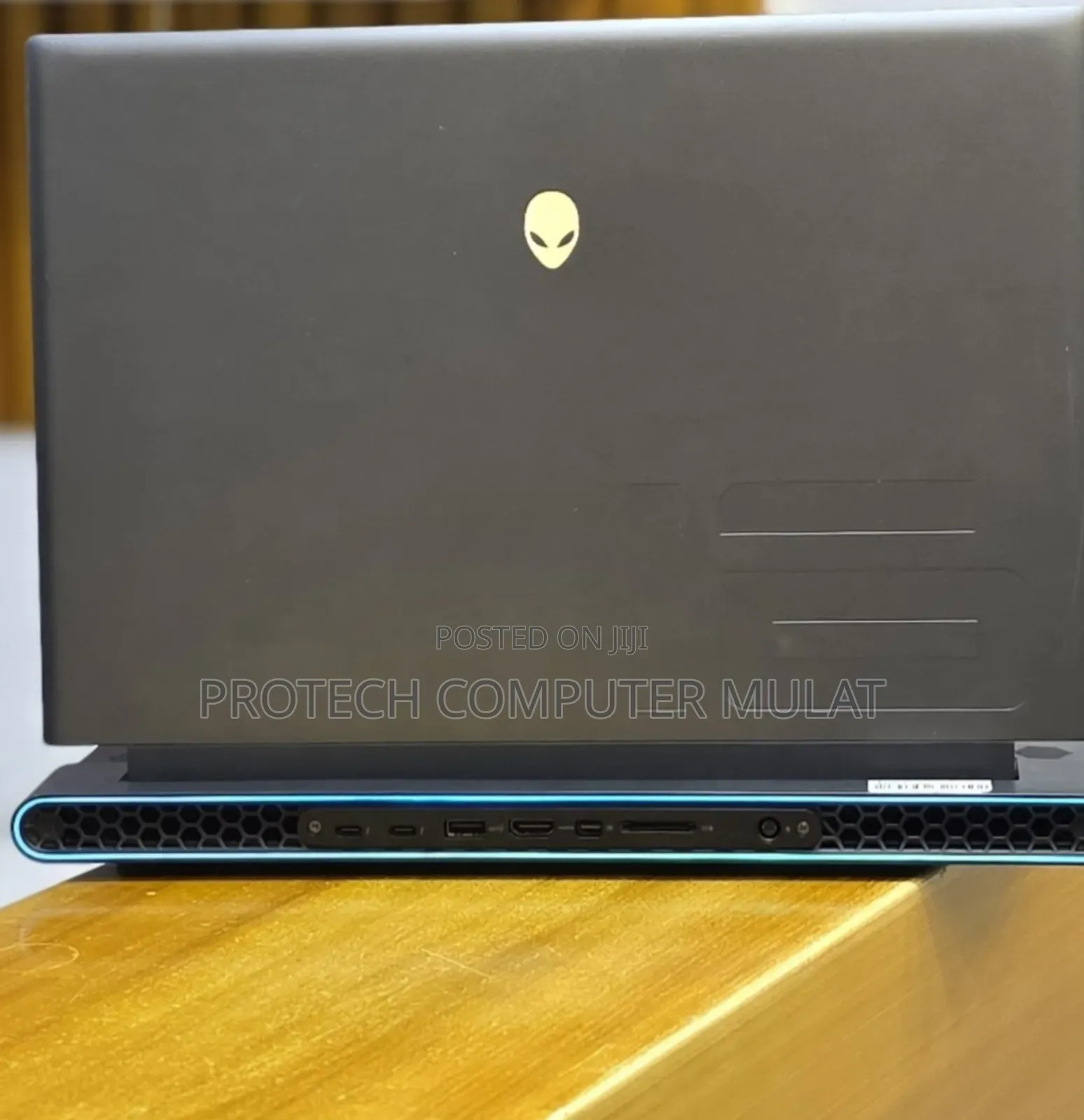 New Laptop Alienware X16 r1 16GB Intel Core i9 SSD 1T