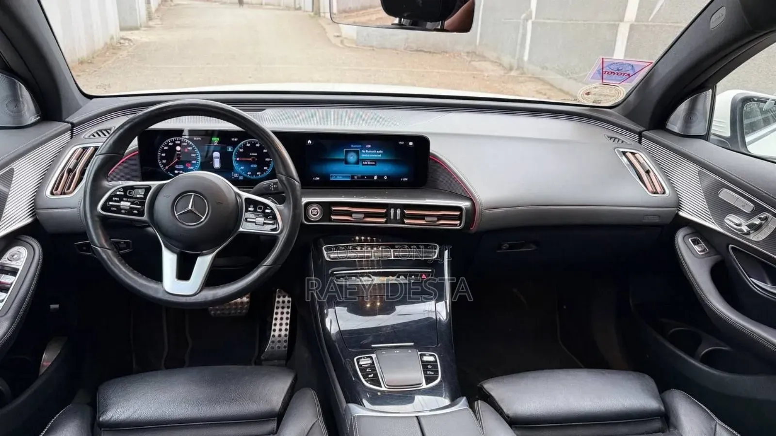 Mercedes-Benz EQC EQC400 4MATIC 2022 White