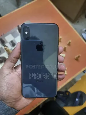 Apple iPhone X 64 GB Black