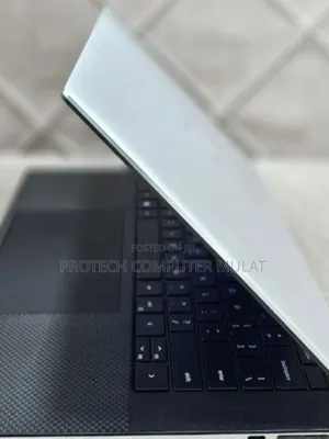 New Laptop Dell XPS 15 16GB Intel Core i7 SSD 1T