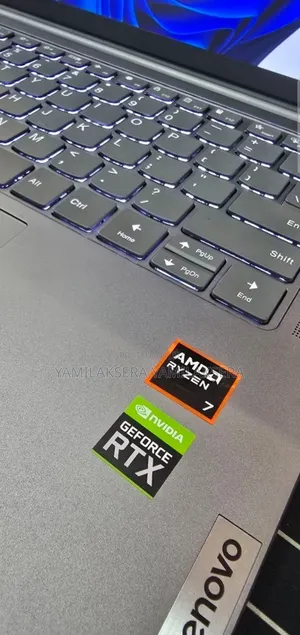 New Laptop Lenovo 16GB AMD Ryzen 7 SSD 512GB