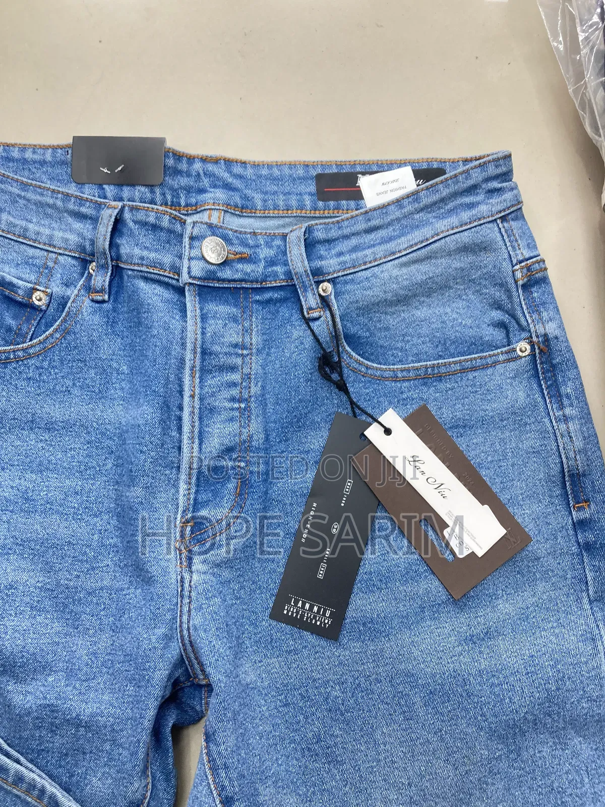 Stylish Lan Niu Men's Denim Jeans