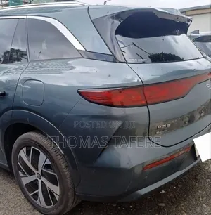 New BYD Tang EV 2025