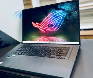 New Laptop Asus ROG Zephyrus G16 32GB Intel Core i9 SSD 1T
