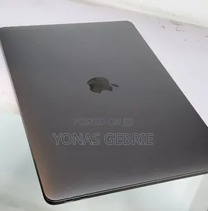 New Laptop Apple MacBook 8GB Intel Core i5 SSD 256GB