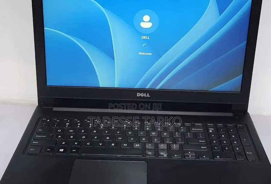 New Laptop Dell Vostro 15 3000 4GB Intel Core i5 HDD 500GB