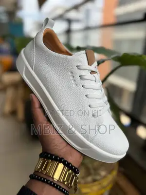 Rushine Flat Sneakers