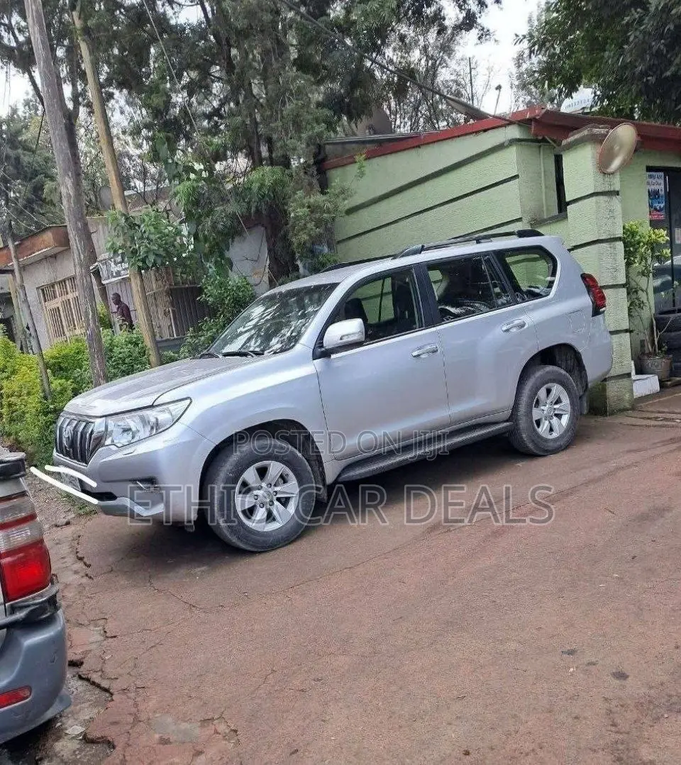 Toyota Land Cruiser Prado 2020 Silver