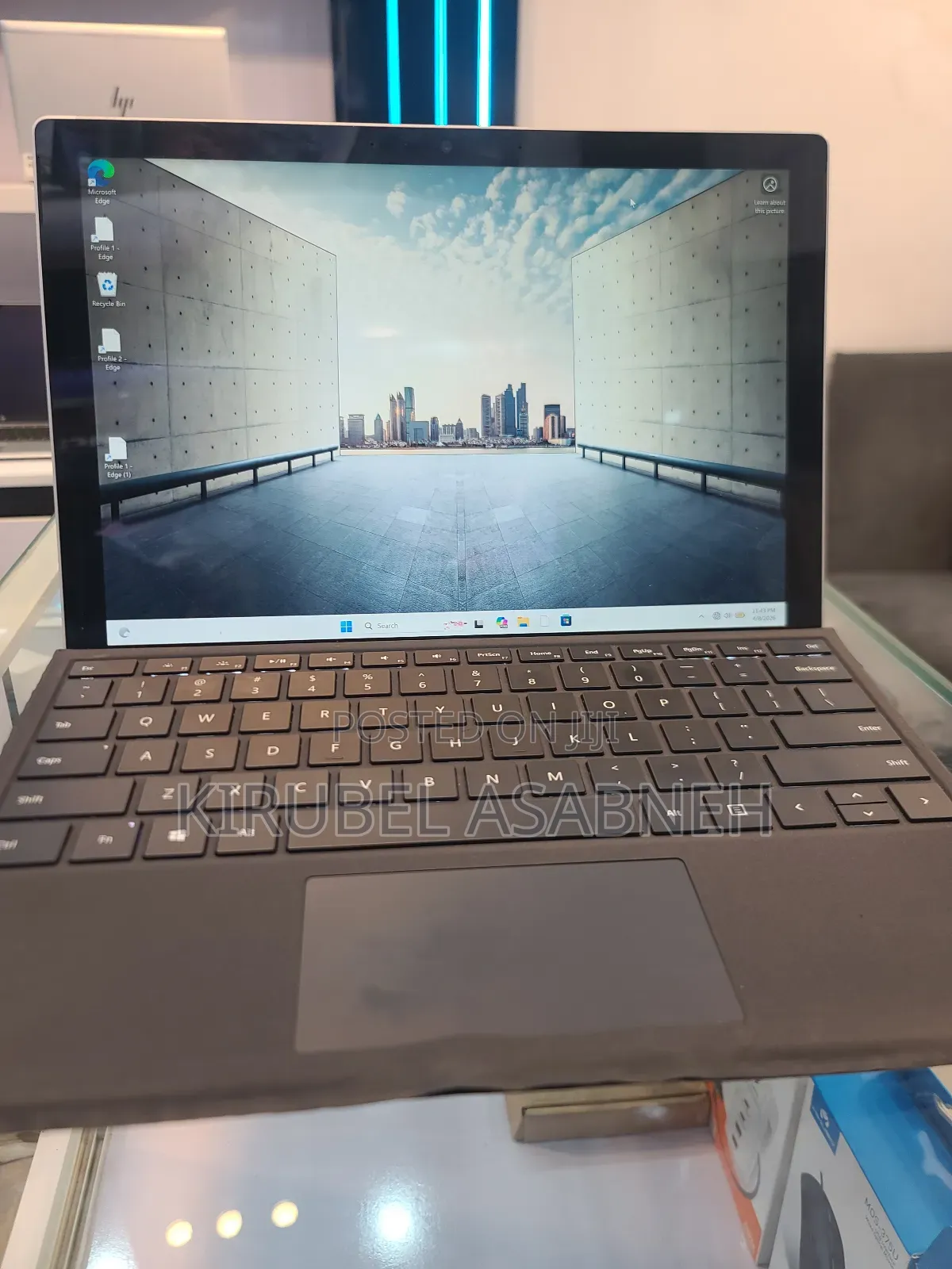 New Laptop Microsoft Surface Pro 7 16GB Intel Core i7 SSD 256GB