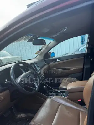 Hyundai Tucson 2018 Red
