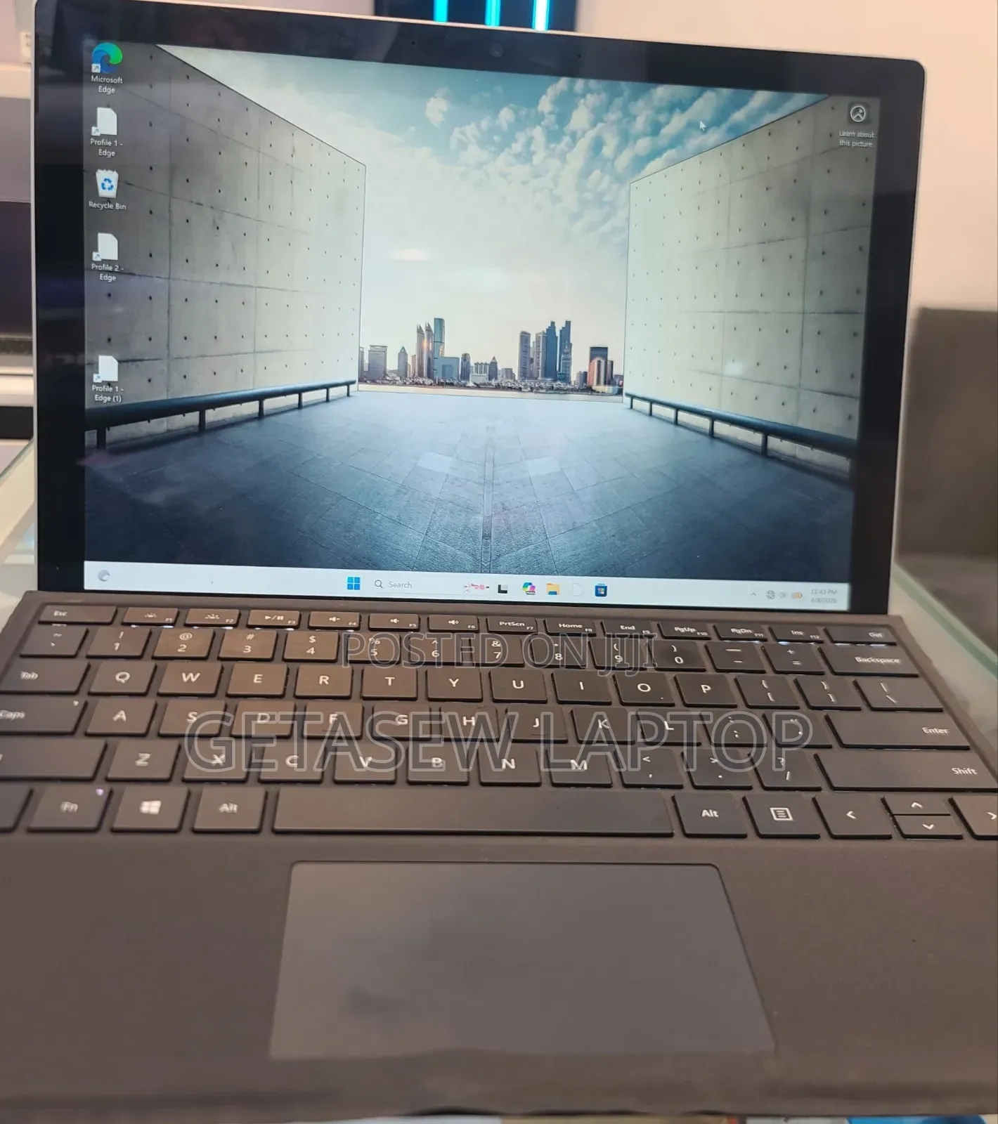 New Laptop Microsoft Surface Pro 7 16GB Intel Core i7 SSD 256GB