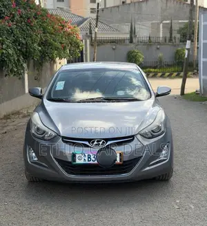 Hyundai Avante 2015 Gray