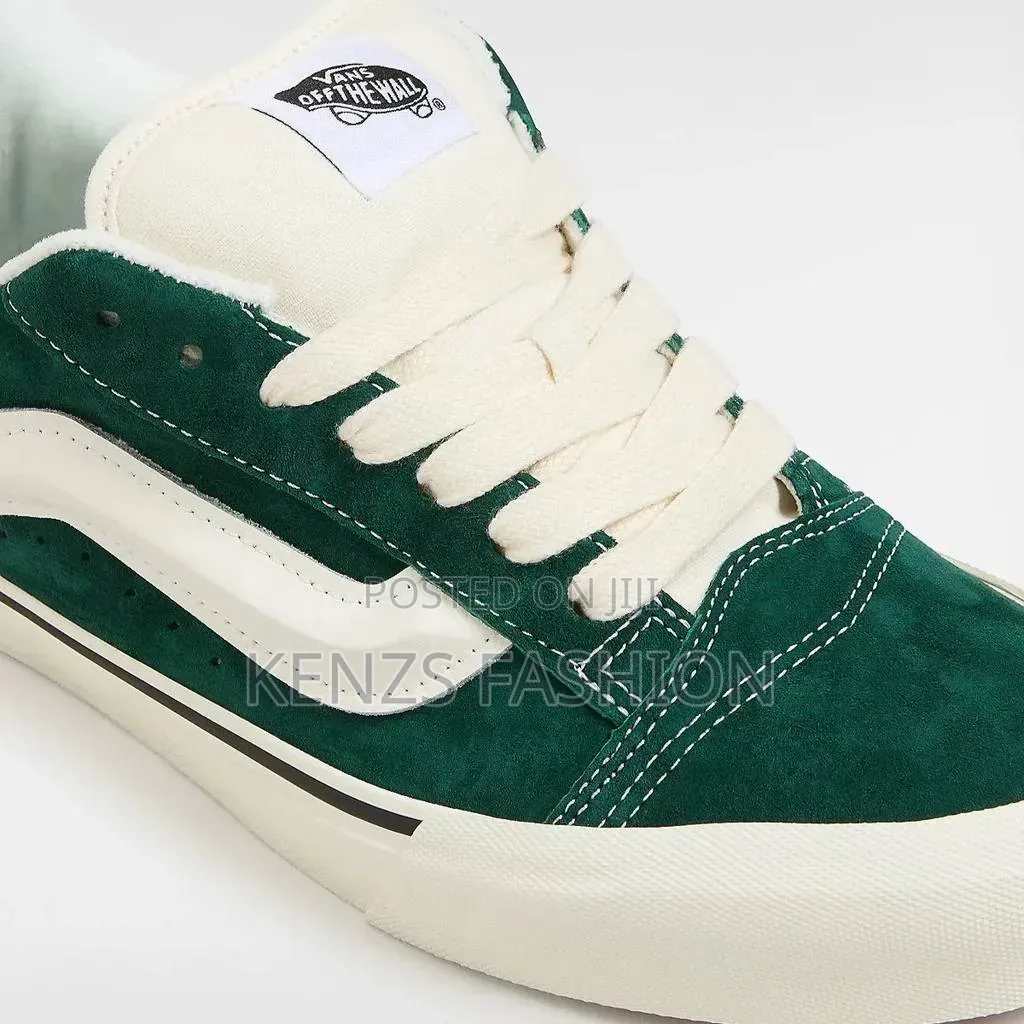 New Arrival- Original Vans Kun School