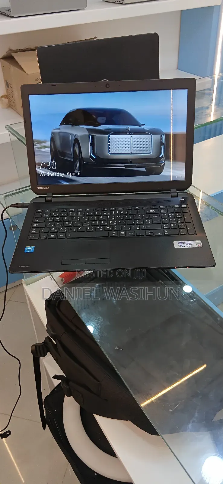 Laptop Toshiba Satellite C55 2GB Intel Xeon SSHD+SSD 500GB