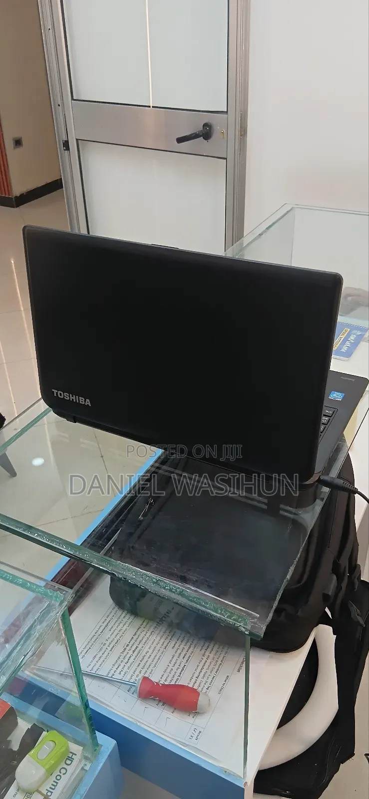 Laptop Toshiba Satellite C55 2GB Intel Xeon SSHD+SSD 500GB