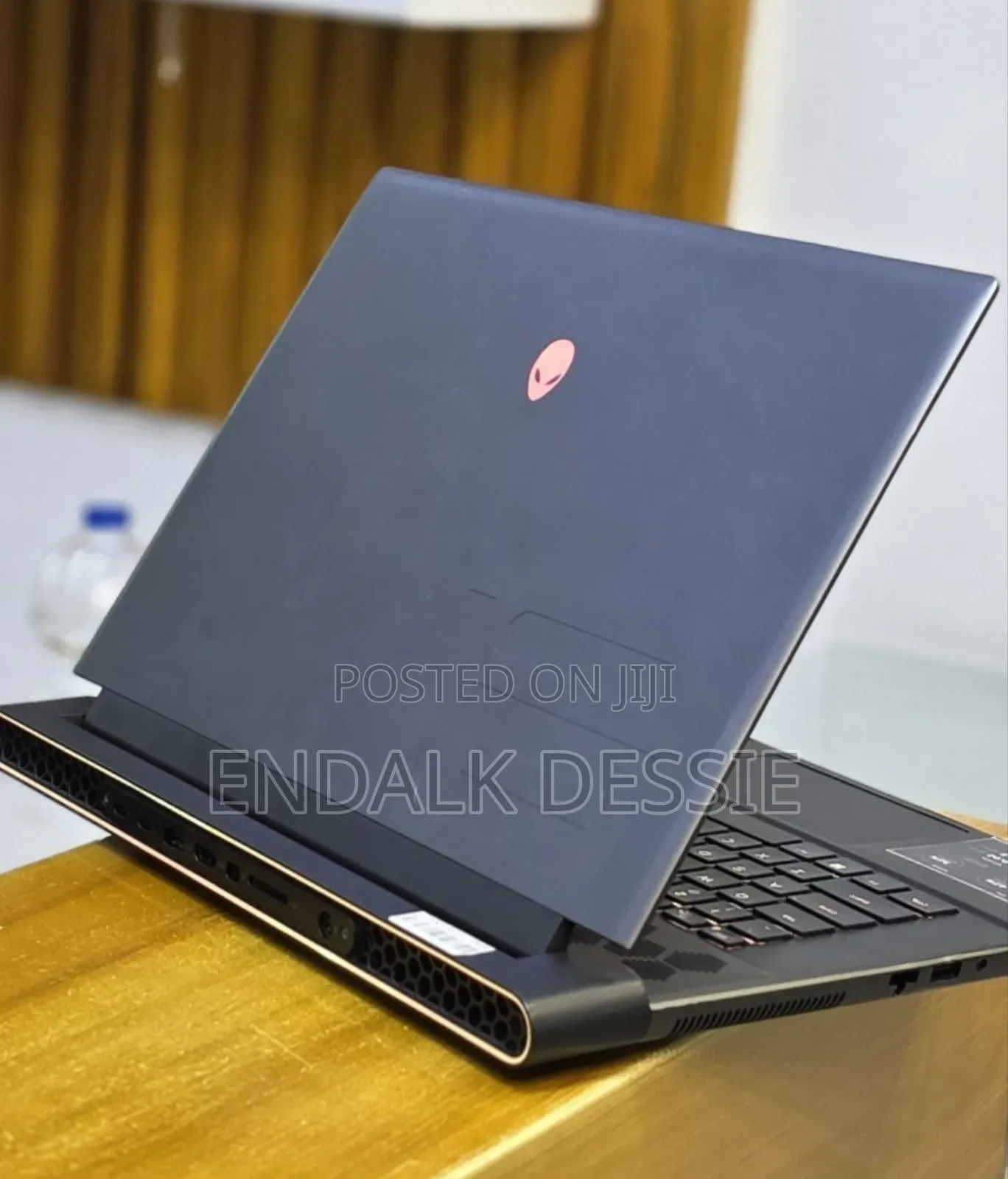 New Laptop Alienware X16 r1 16GB Intel Core i9 SSD 1T