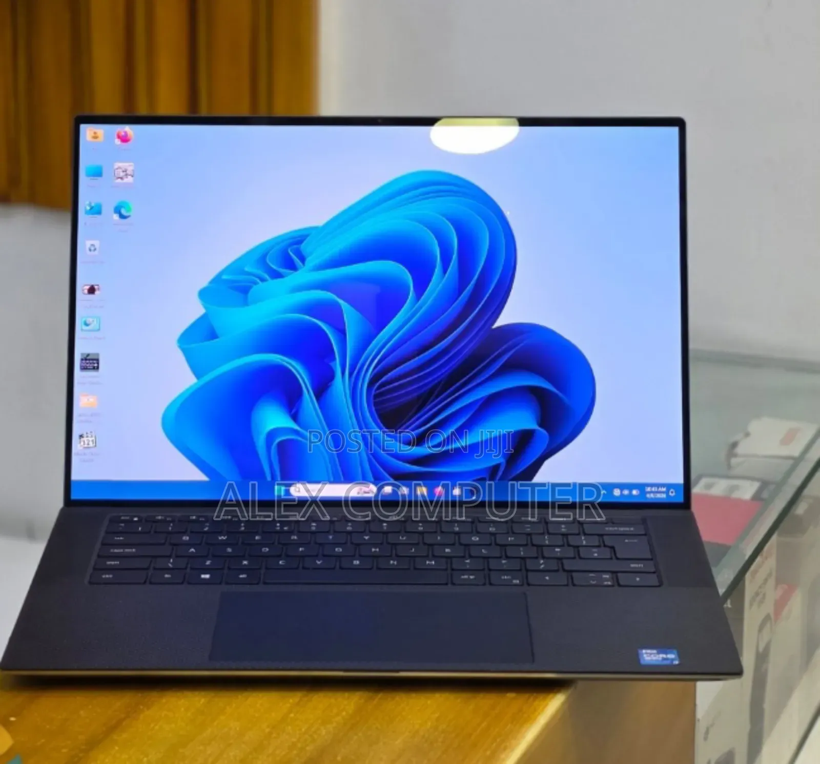 New Laptop Dell Precision 5560 16GB Intel Core i7 SSD 512GB