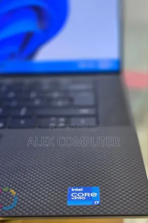 New Laptop Dell Precision 5560 16GB Intel Core i7 SSD 512GB