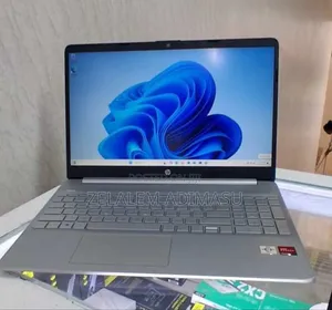 New Laptop HP Stream Notebook 8GB AMD Ryzen 5 SSD 512GB