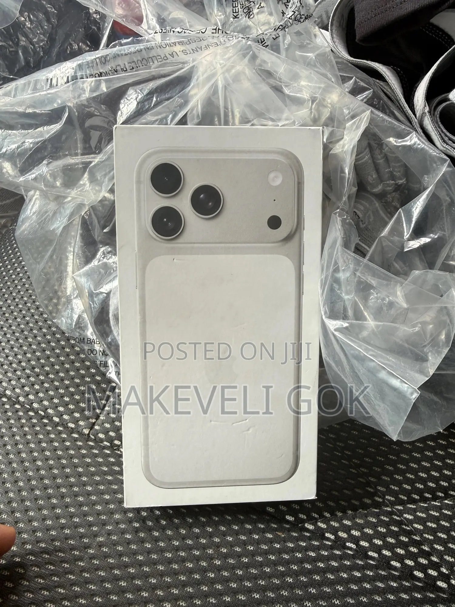 New Apple iPhone 17 Pro Max 256 GB Silver