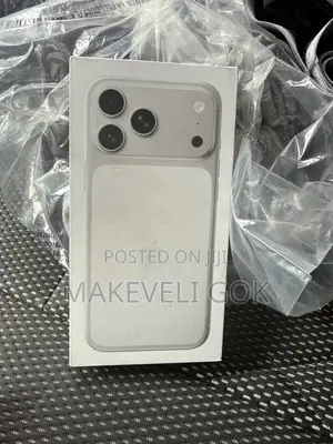 New Apple iPhone 17 Pro Max 256 GB Silver