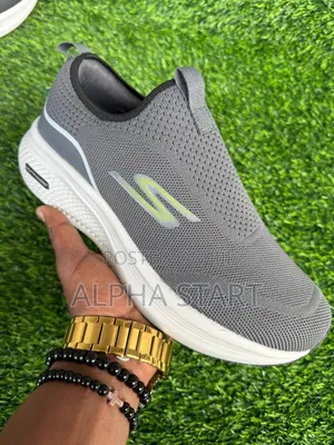  Skechers Oi Omfortably High Master Quality Smooth Sneakers H