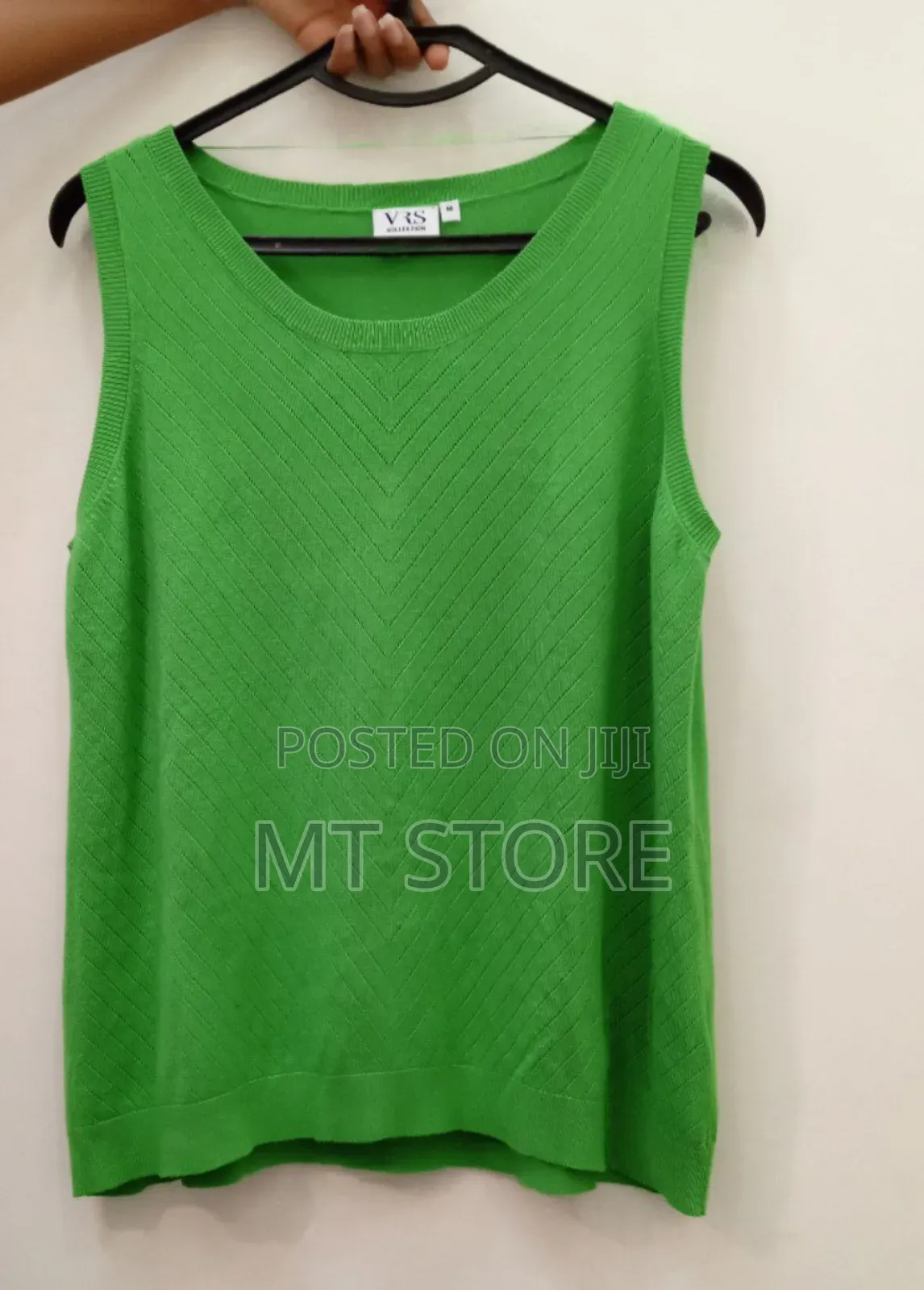 Sleeveless, Knitted Top