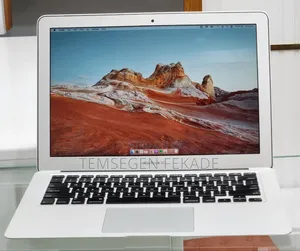 New Laptop Apple MacBook Air 2015 8GB Intel Core i5 SSD 128GB