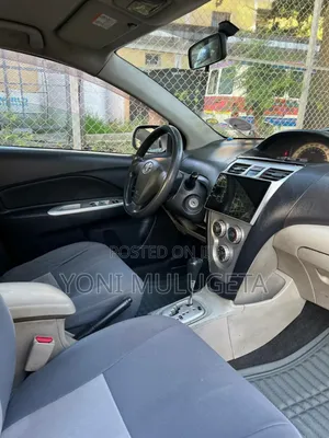 Toyota Yaris 2008 Silver