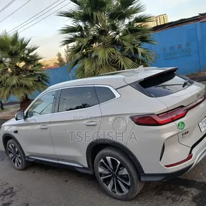 New BYD Song Plus 2025 Silver
