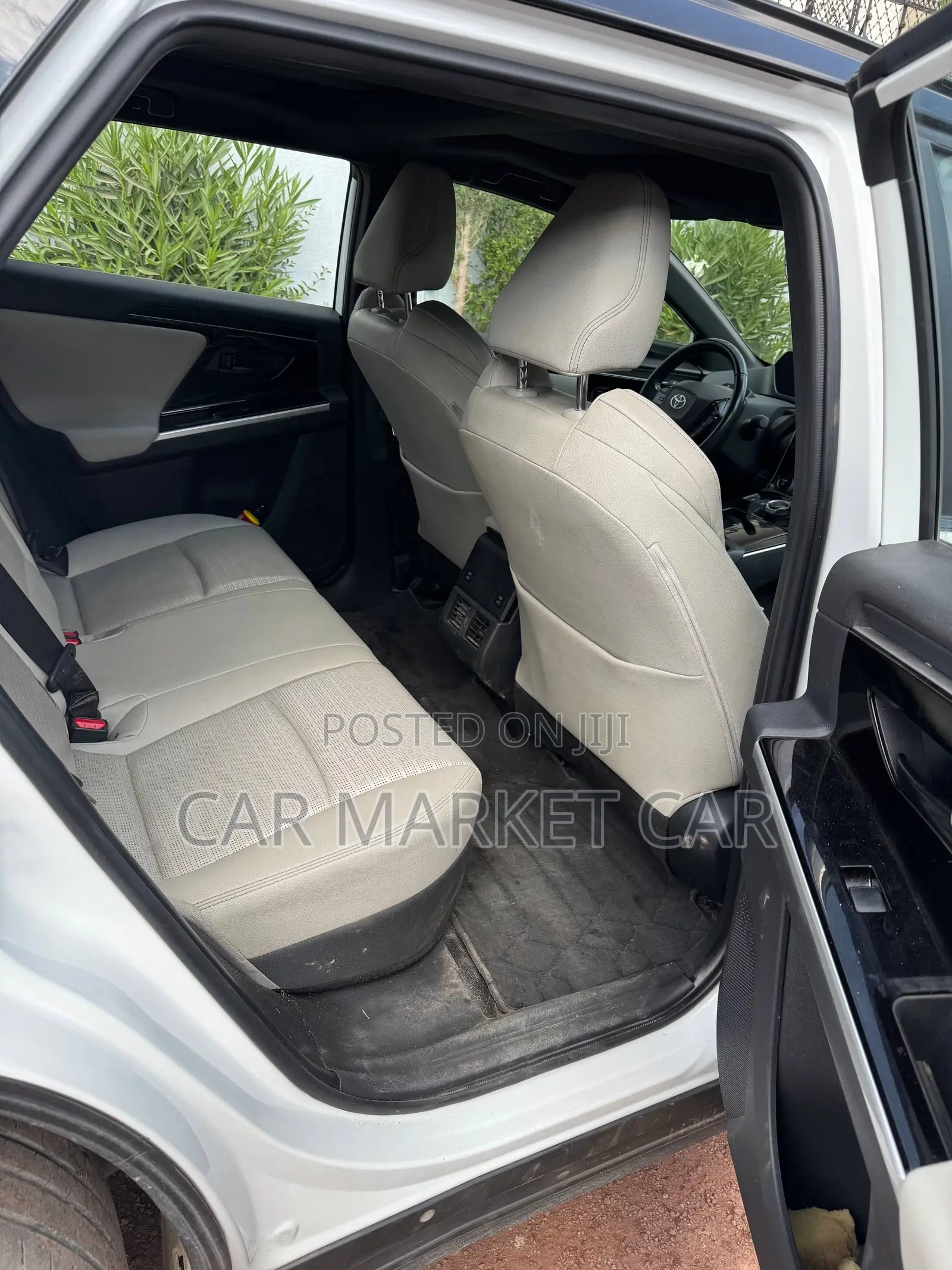 Toyota bZ4X 71.4 kWh FWD 2023 White