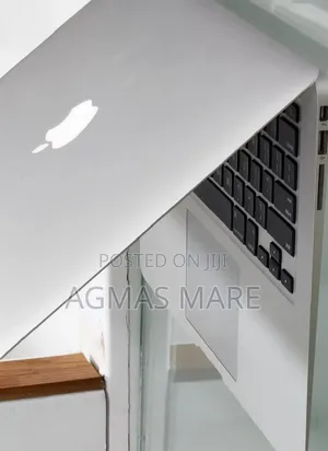New Laptop Apple MacBook Air 2015 4GB Intel Core i5 SSD 128GB