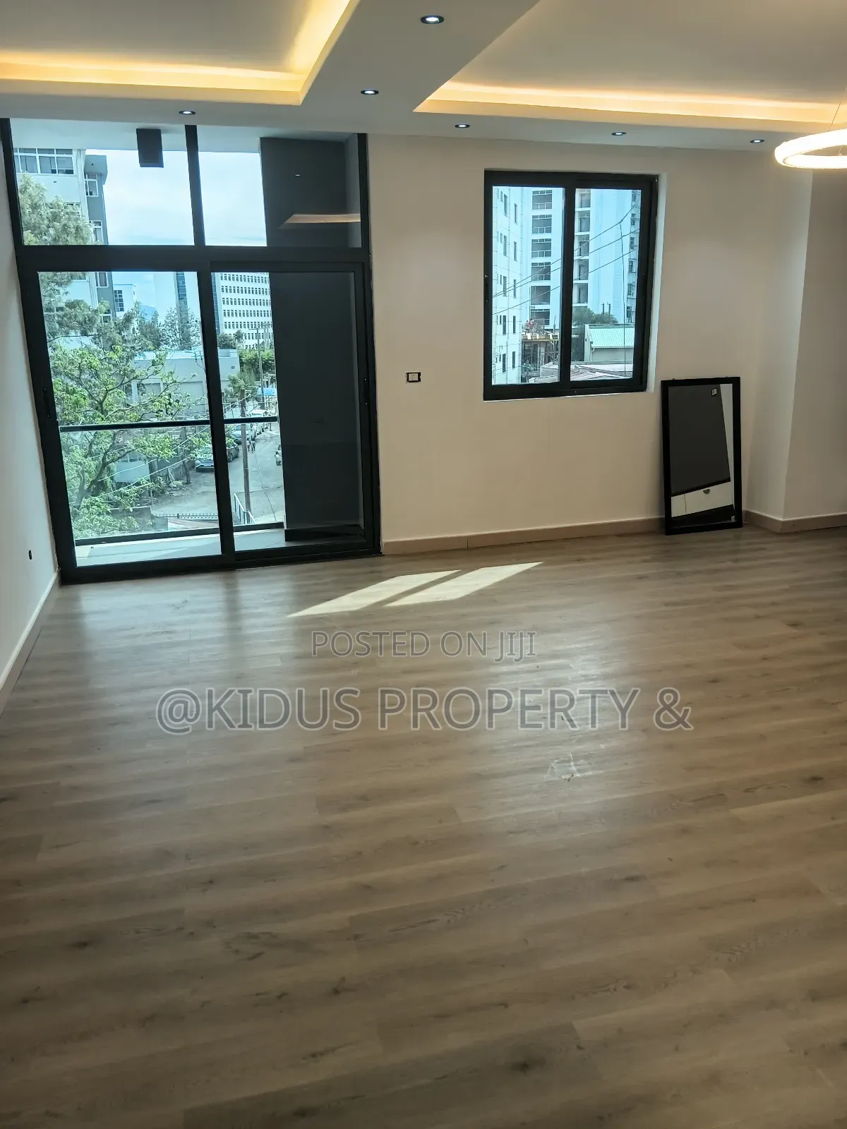 2bdrm Apartment in Africa Union Au, Nifas Silk-Lafto for rent
