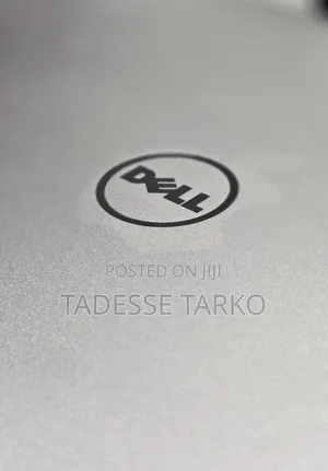 New Laptop Dell Precision 5520 16GB Intel Core i7 SSD 512GB