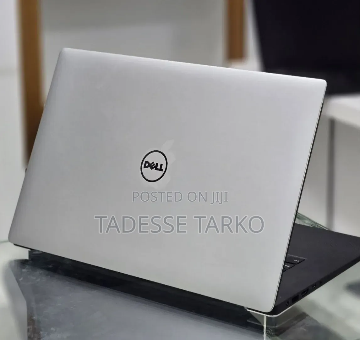 New Laptop Dell Precision 5520 16GB Intel Core i7 SSD 512GB