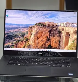 New Laptop Dell Precision 5520 16GB Intel Core i7 SSD 512GB