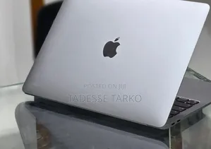 New Laptop Apple MacBook Air 2020 M1 8GB Apple M1 SSD 256GB