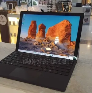 New Laptop Microsoft Surface Pro 7 16GB Intel Core i7 SSD 256GB