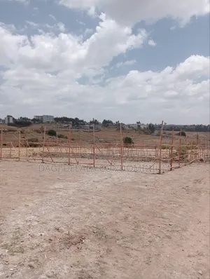 የሚሸጥ 75 ካሬ 5.5 ሚሊየን ብር