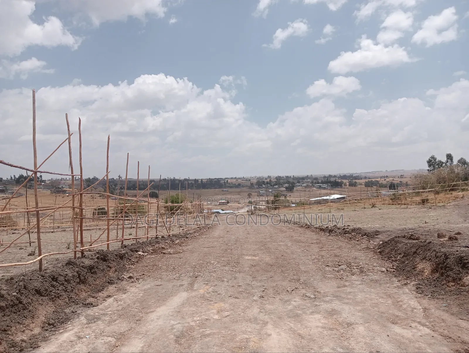 የሚሸጥ 75 ካሬ 5.5 ሚሊየን ብር