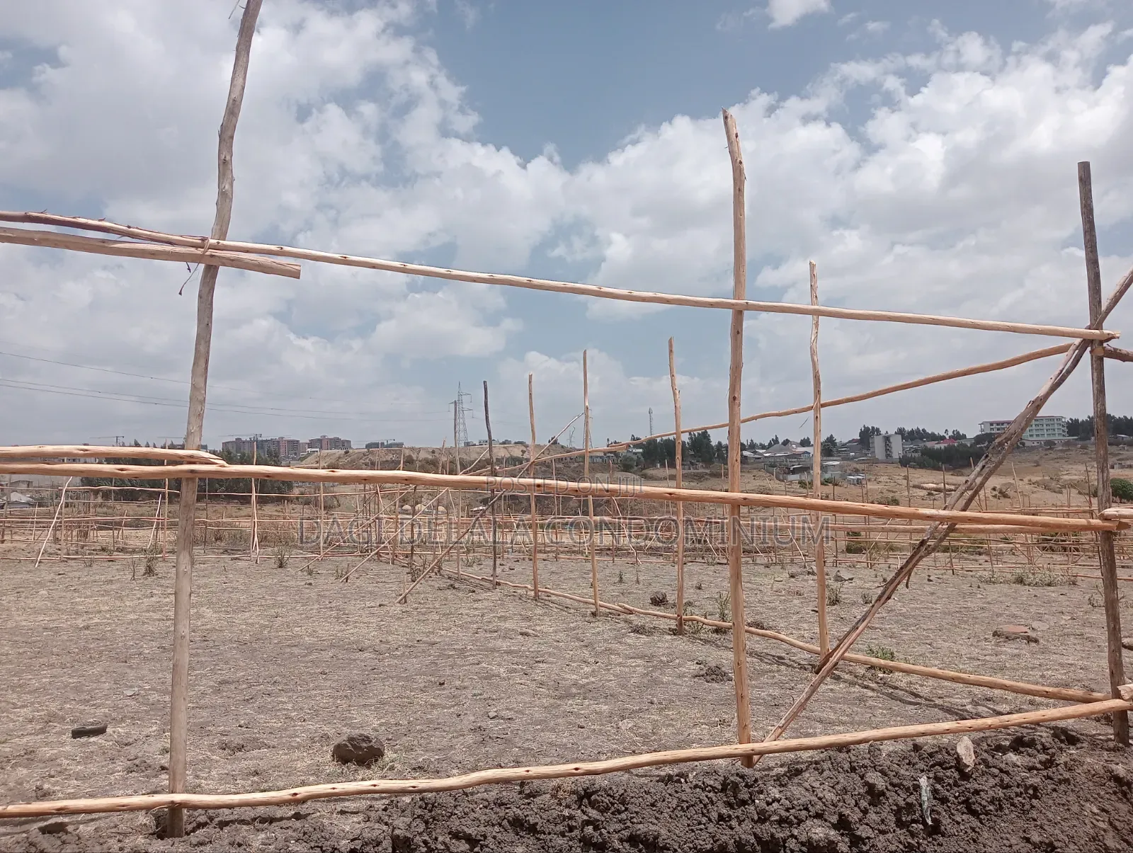 የሚሸጥ 75 ካሬ 5.5 ሚሊየን ብር